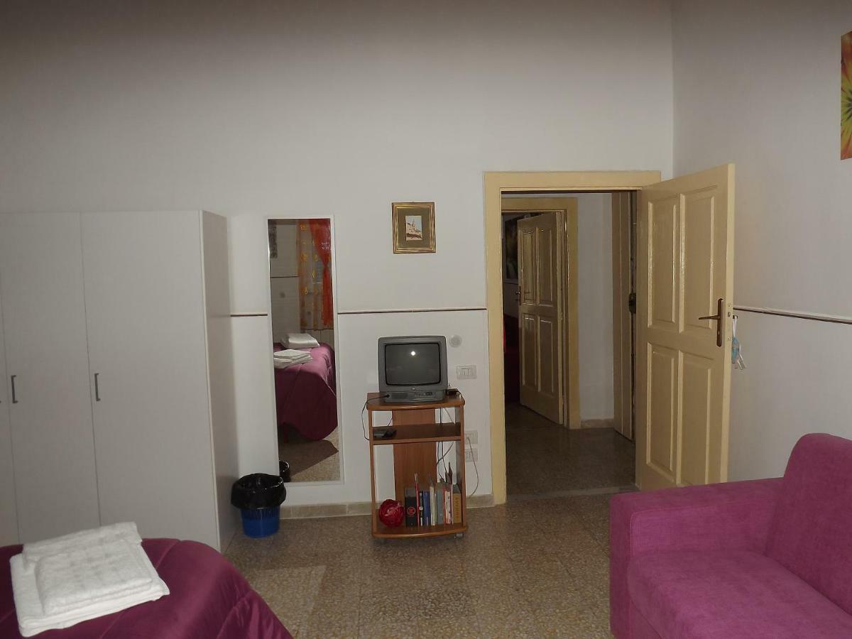 Casa Vacanze La Terra Dei Briganti Matera Exterior photo