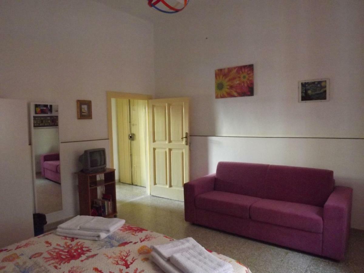 Casa Vacanze La Terra Dei Briganti Matera Exterior photo